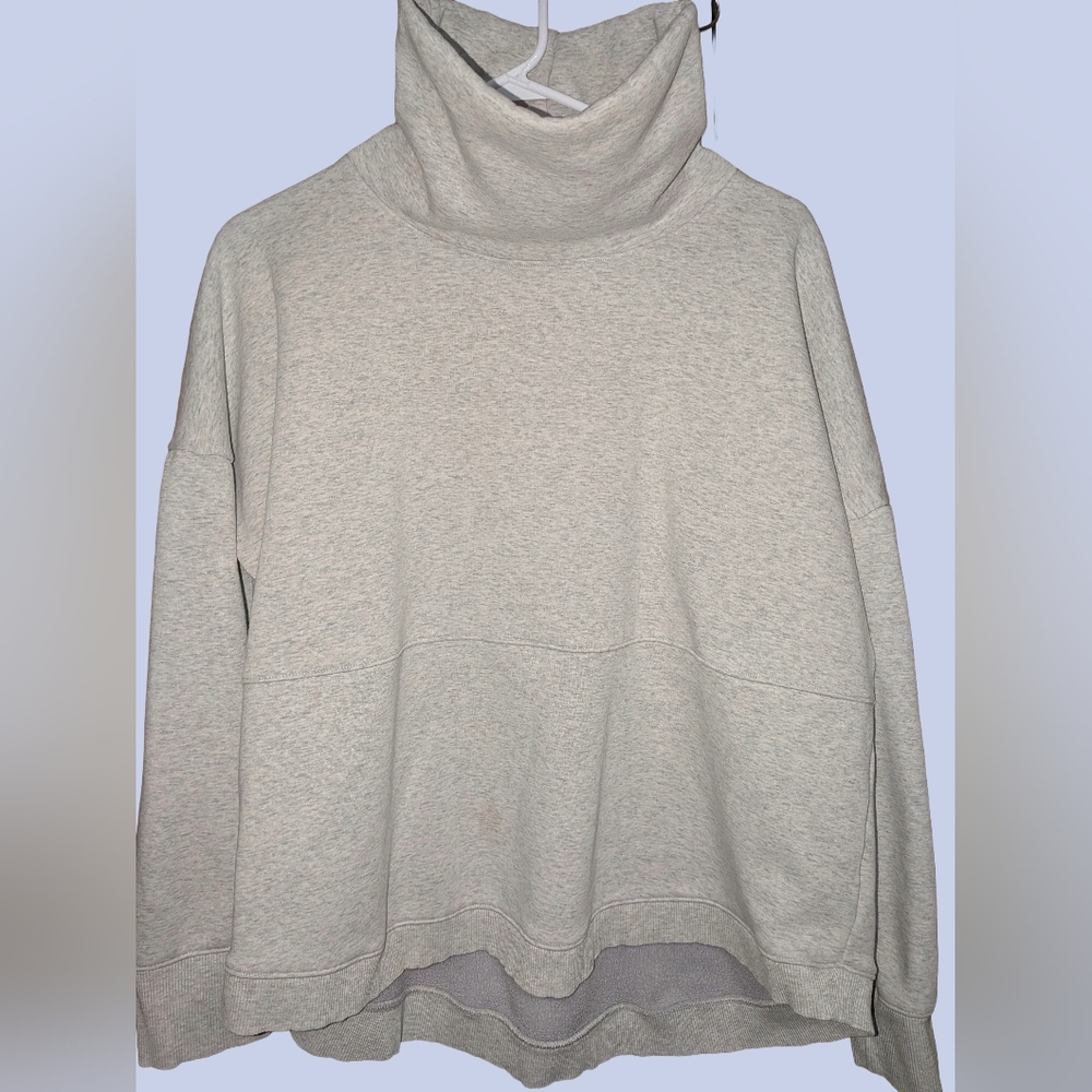 Athleta Sweater Women Large Gray Pullover Pockets Pullover Sweatshirt Cowl Neck